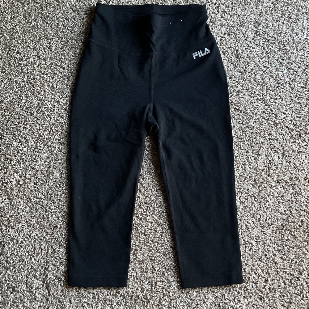 FILA Women’s Black Capri Leggings, Size S